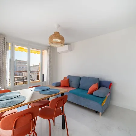 3 Pièces Rénové à Deux Pas De La Croisette Cannes